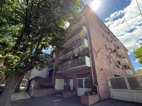 Roca 800, Piso 4