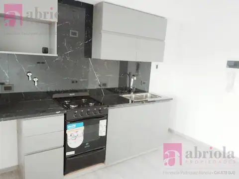 Departamento de 2 Ambientes en Alquiler , excelente ubicacion de Quilmes Oeste.. !!!!