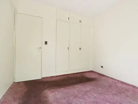 VENTA DEPARTAMENTO 4 AMB C/DEPENDENCIA FLORES