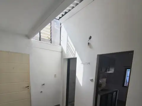 Depto Tipo Casa en Alquiler de Monoambiente