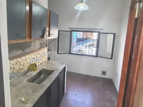 Depto Tipo Casa Monoambiente con 1 baño