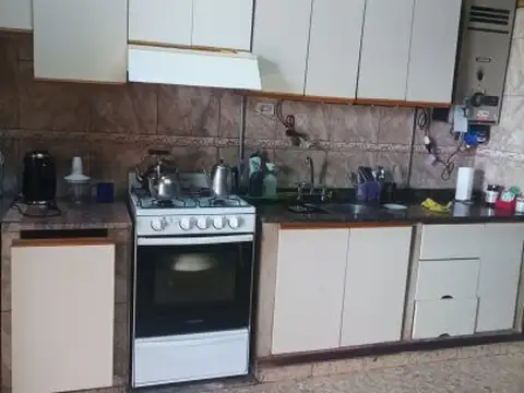 CORDOBA 3736 - CUATRO DORMITORIOS -