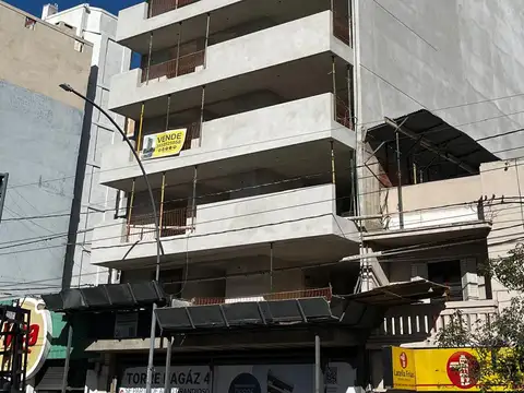 Av 24 de Septiembre 1300, Piso 1 A