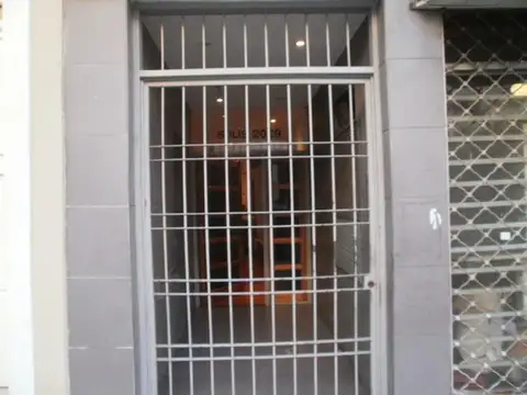 Solis 2033 , Piso 1