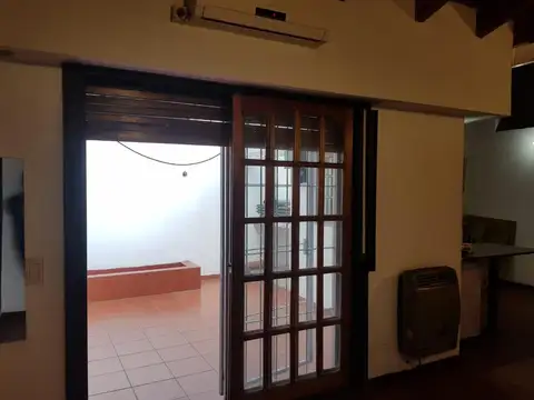 Depto Tipo Casa en Alquiler al Este