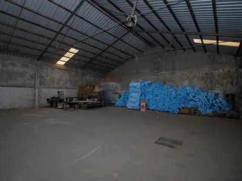 Galpon en Alquiler 64 años