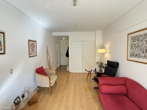Luminoso Monoambiente en Palermo Chico - Apto profesional