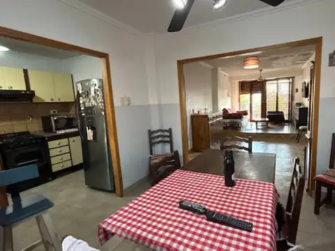 Depto Tipo Casa en Venta de 4 ambientes