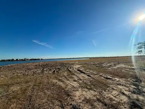 Terreno en Venta de 879,0 m2