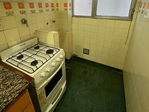 alquiler departamento 2 ambientes con cochera plaza mitre