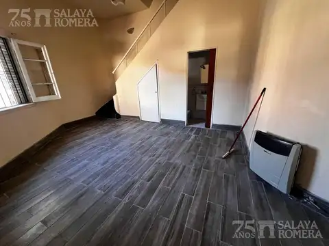 Depto Tipo Casa en Alquiler de 2 dormitorios