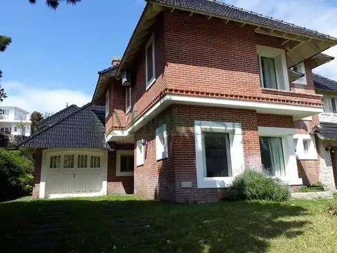 Casa en Venta de 5 dormitorios