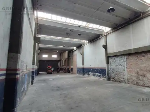 Galpon en Alquiler 40  mts Fondo