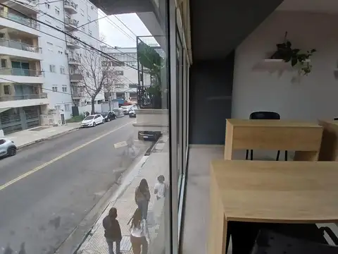 Oficina 4 ambientes con 2 baños