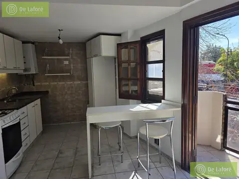 Departamento en Alquiler con 1 cocheras