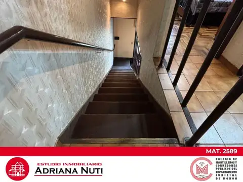 Casa en Venta con 1 cochera