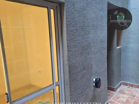 Depto Tipo Casa 2 ambientes con 1 baño