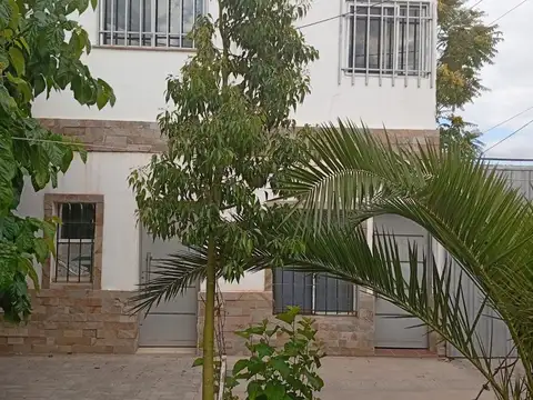 VENDO CASA + DEPARTAMENTO EN GUAYMALLÉN