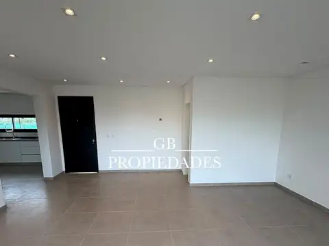 Casa en Venta en Pilar del Este - Santa Lucia, USD 210.000