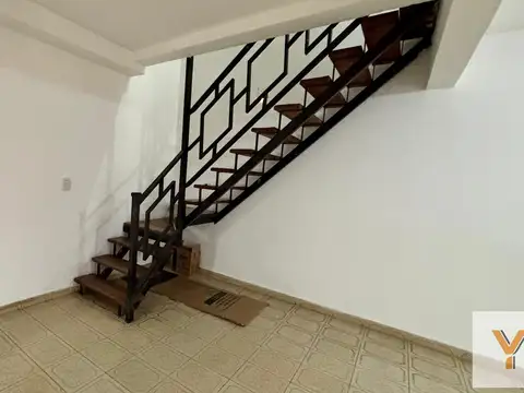 Depto Tipo Casa en Alquiler al Noreste