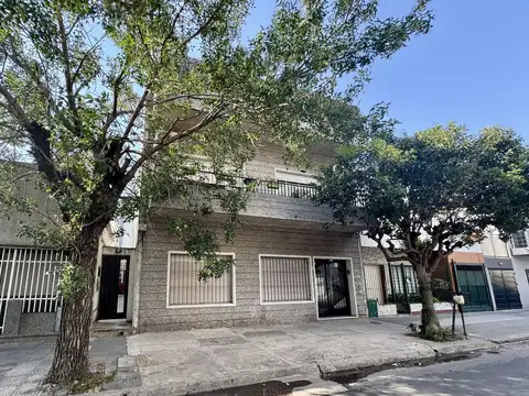 Ph - Venta - Argentina, Tres de Febrero - Giorello 1825