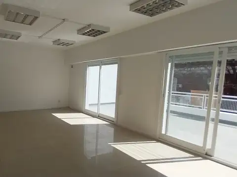 Depto Tipo Casa en Alquiler de 3 ambientes