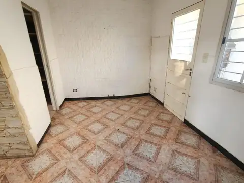 Depto Tipo Casa 2 ambientes con 1 baño