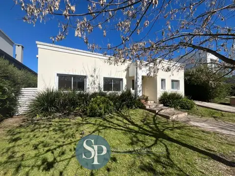 Alquiler Casa en Santa Guadalupe, 4 ambientes. Pilar