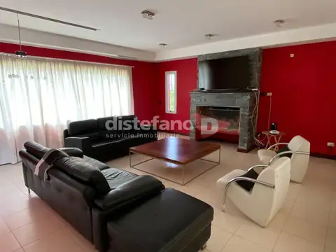 Casa en Venta al Este