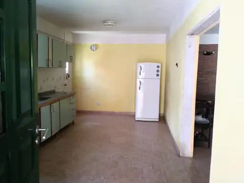 Depto Tipo Casa en Venta en Centro, USD 75.000