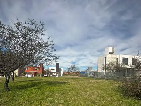 Terreno en venta Villa Catalina