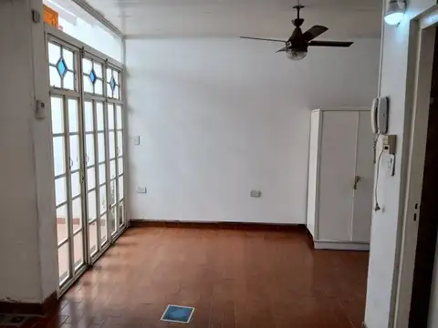 Depto Tipo Casa en Alquiler de 3 dormitorios