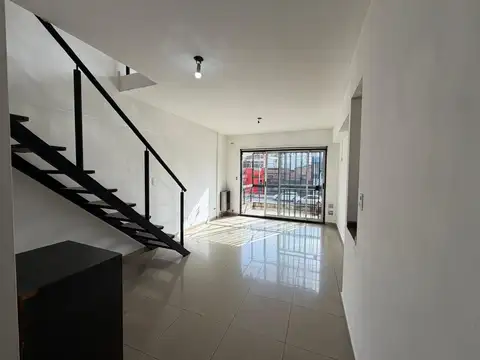 Avenida Juan Bautista Justo 4600, Piso 1°