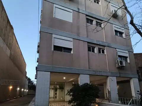 Departamento en Alquiler en Mataderos, $ 600.000