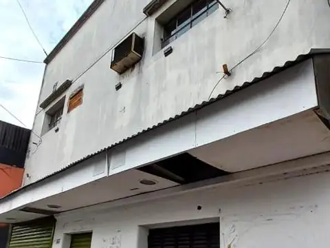 Galpon en Alquiler en Bernal Oeste, $ 1.500.000