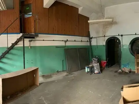 Local en Venta 60 años