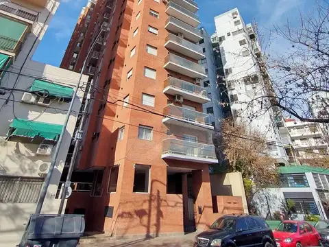ALQUILER DE 3 AMBIENTES MUY LUMINOSO LATERAL - PISO 8 - COLEGIALES - DISPONIBLE A PARTIR DE OCTUBRE