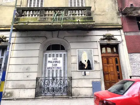 DEPARTAMENTO DE 3AMB. CONTRAFRENTE CON PATIO