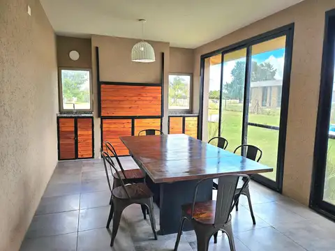 Casa en Venta al Este