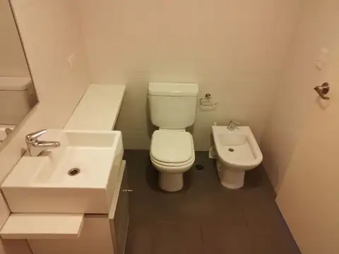 Oficina en Alquiler al Noroeste