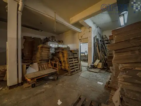 Galpon en Venta 8  mts Frente