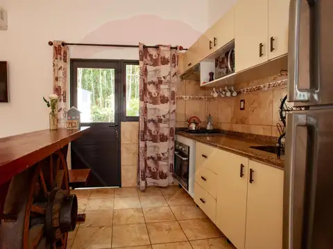 Casa 3 ambientes con 1 baño