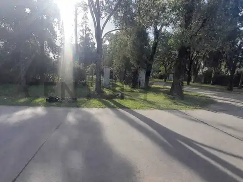 Luchetti esquina Av. Pucará , Piso 0