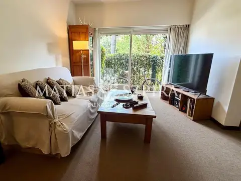Depto Tipo Casa en Venta de 4 dormitorios
