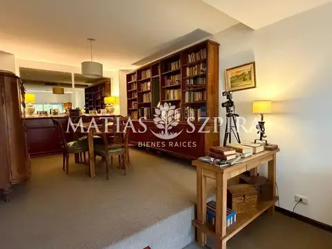 Depto Tipo Casa en Venta con 1 cocheras