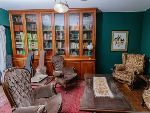 Departamento 8 ambientes con 4 baños