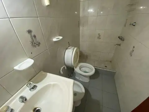 Departamento en Alquiler en Lanus Oeste, $ 400.000