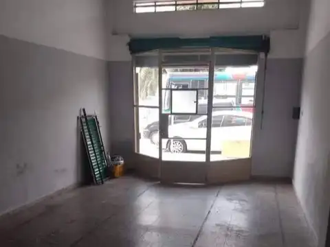 Local en Venta 35 años