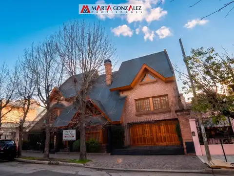 VILLA SARMIENTO CHALET DE GRAN CATEGORIA CUATRO DORMITORIOS