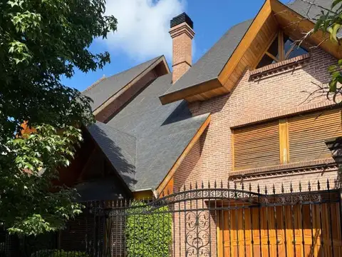 Depto Tipo Casa en Venta de 5 ambientes